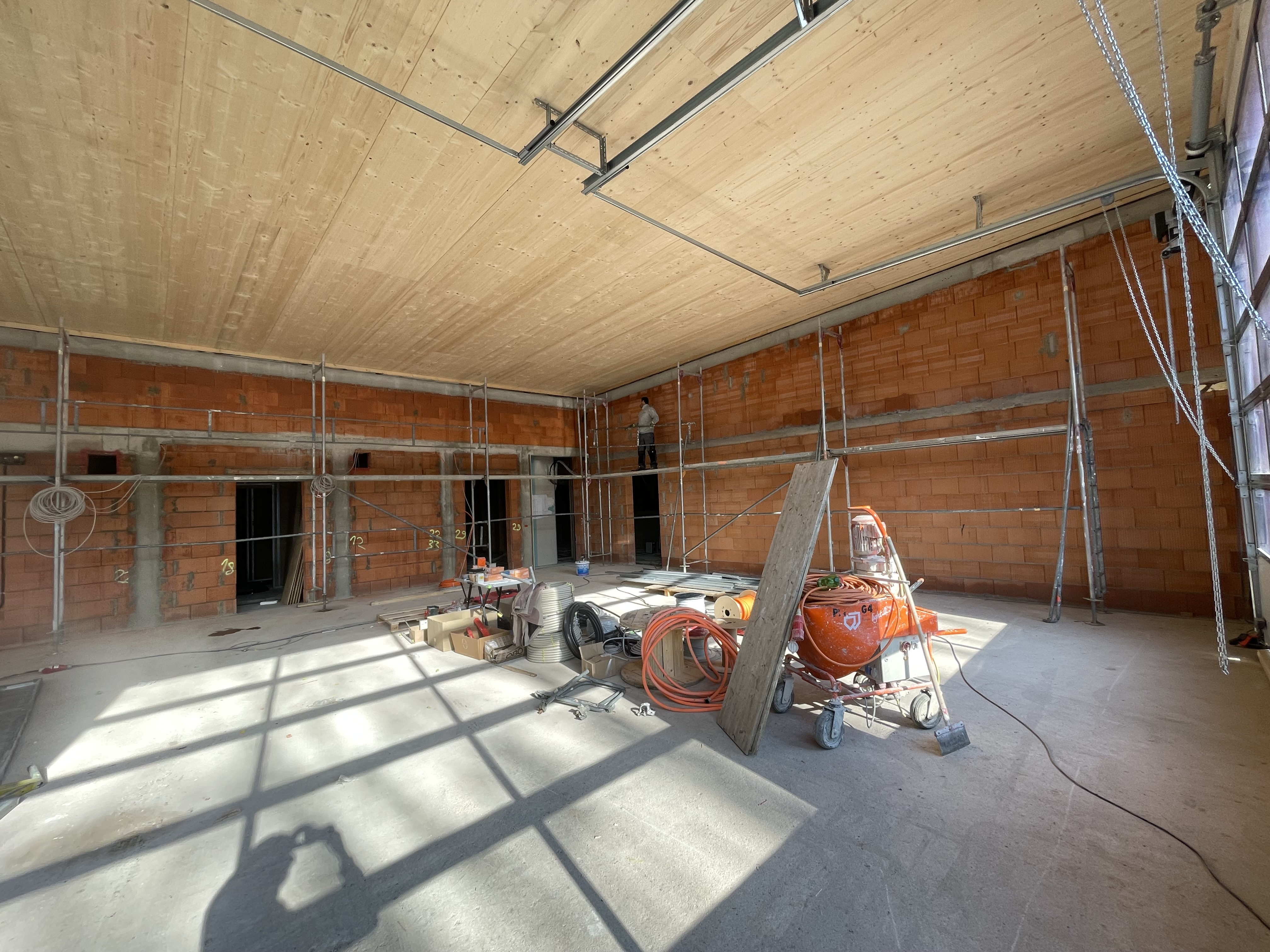 Bild 1 Feuerwehrhaus Züschen/Winterberg Innenputz